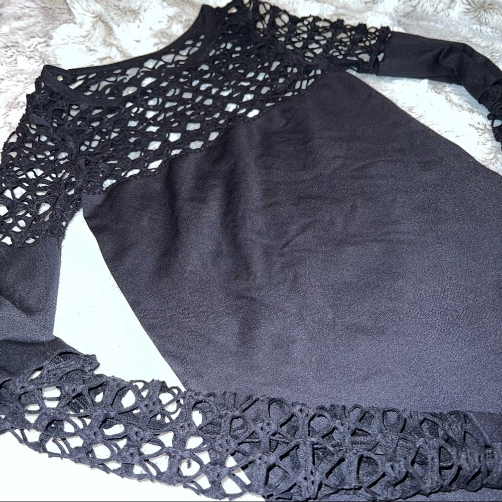 Venus size small long sleeve